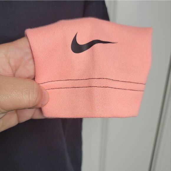 NIKE Dri-Fit Women's Jacket  - Picture 5 of 13